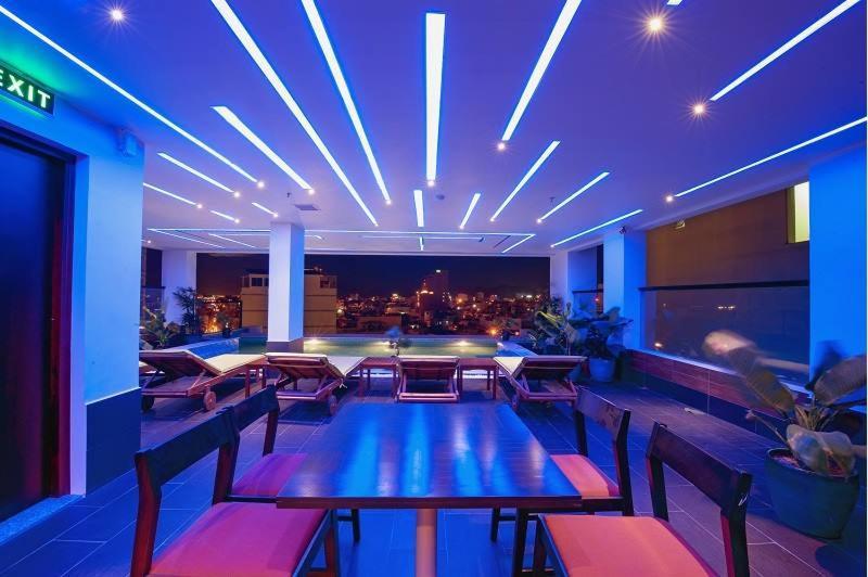 Daisy Hotel Nha Trang Exterior photo
