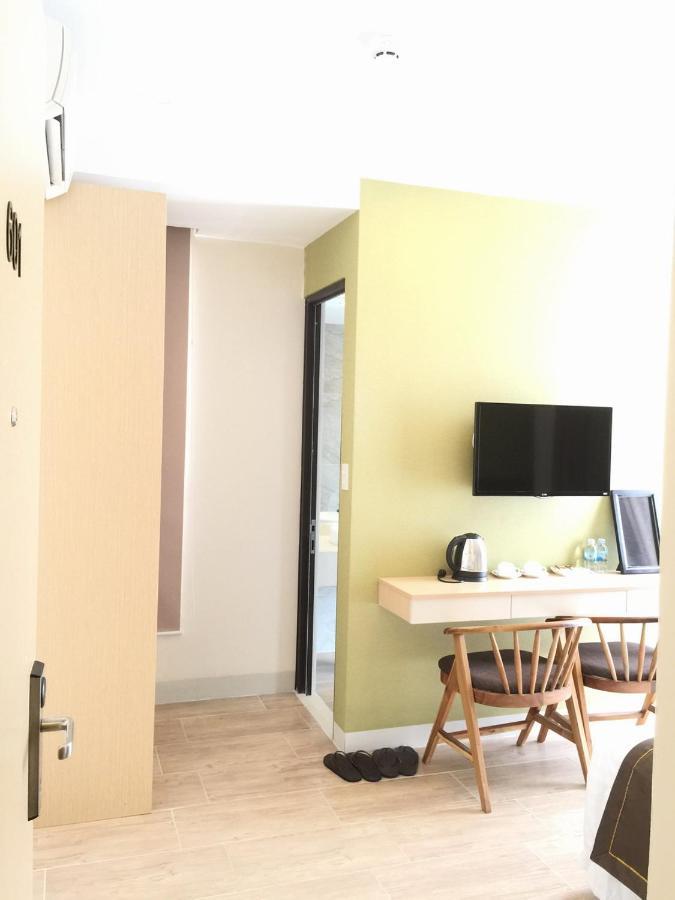 Daisy Hotel Nha Trang Exterior photo